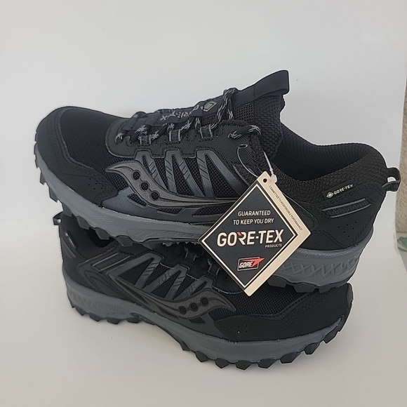 Saucony Grid Peak GORE-TEX Black S70849-1 Size 8
